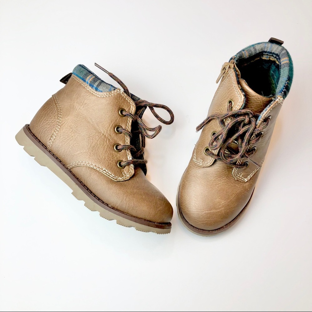 Toddler size 11 laced up boots with plaid detail